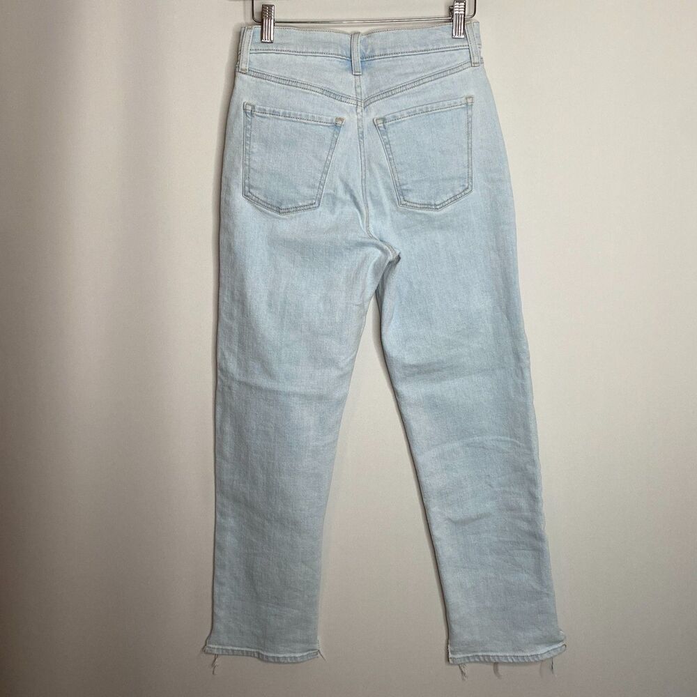 Old Navy Extra High Rise Sky-Hi Straight Secret-Smooth Pockets Womens 0 - Picture 2 of 12